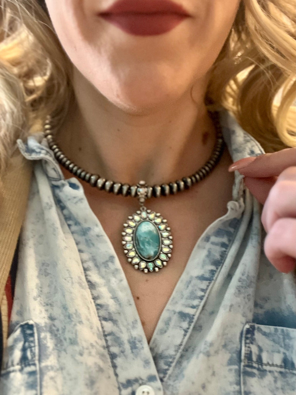 Navajo Pearl Turquoise Choker Necklace, small business.woman owned business. western style boutique