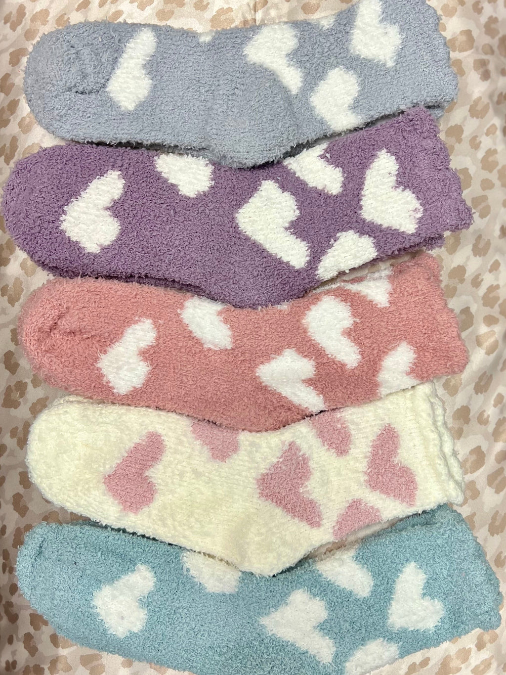 Fluffy Heart Socks* | gussieduponline
