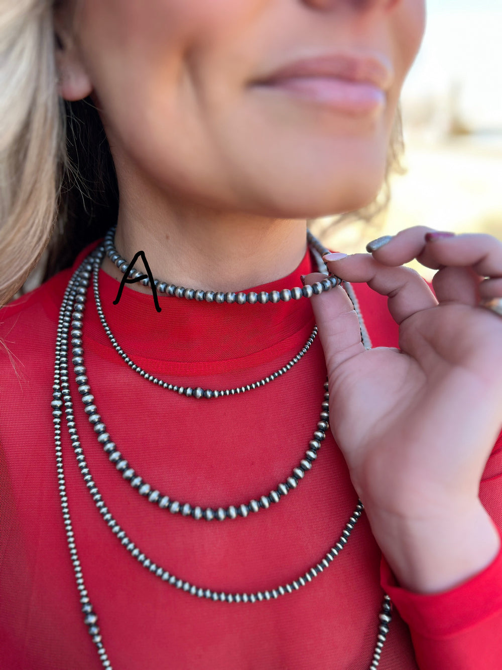 14" 6MM HANDSTRUNG NAVAJO BEADES