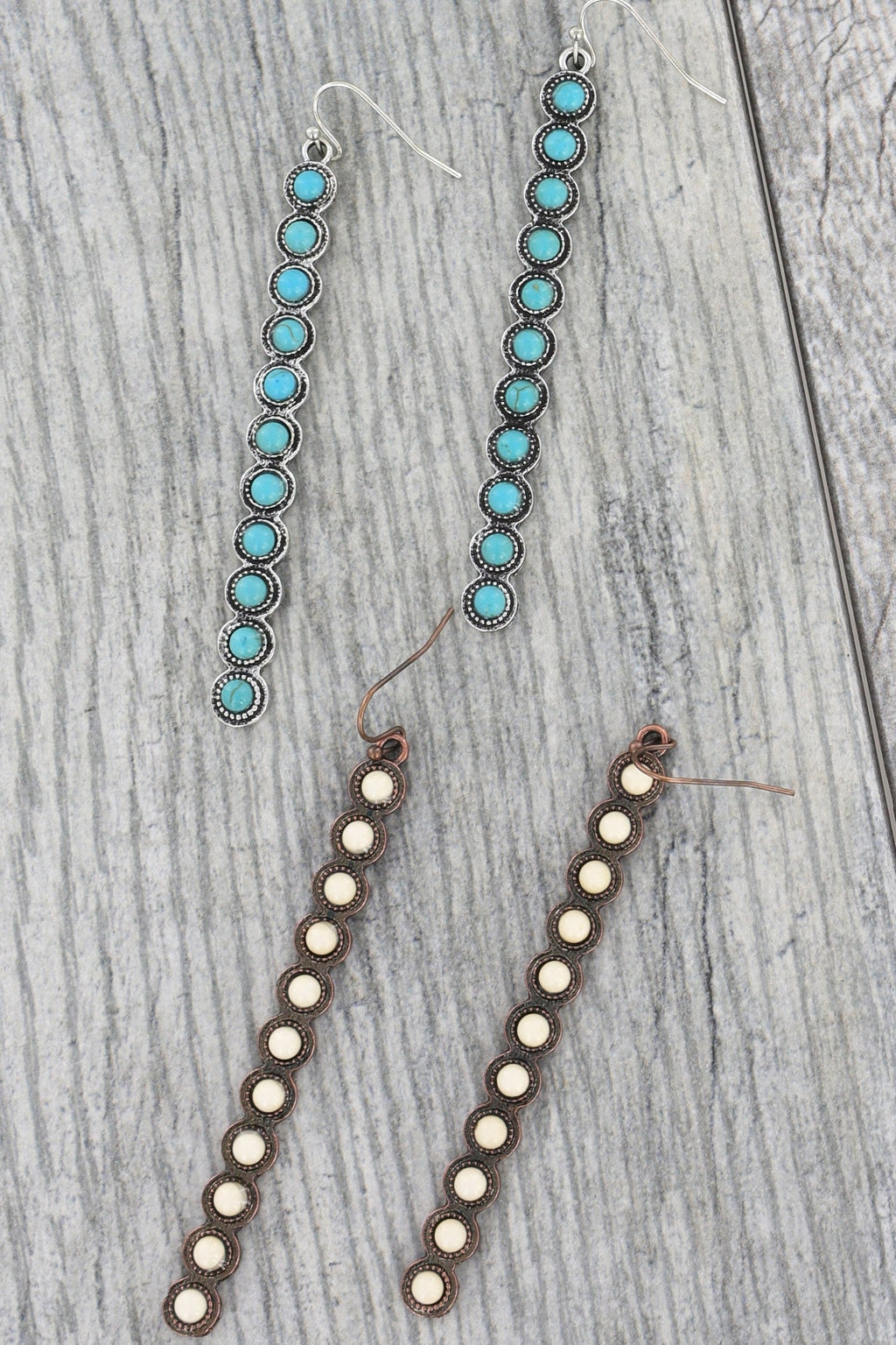 WESTERN LINEAR LONG DROP TURQUOISE HOOK EARRINGS IN OXIDIZED SILVER AND COPPER TONE METAL HEIGHT: 3.25" WIDTH: 0.25" LONG LINEAR RECTANGULAR GEOMETRIC INLAY INLAID DROP TURQUOISE SEMI STONE GEMSTONE COWGIRL OPEN STATEMENT SOUTHWESTERN COWBOY RODEO WILD WEST BOHO BOHEMIAN NAVAJO NATIVE AMERICAN SOUTHERN COUNTRY WESTERN EARRINGS