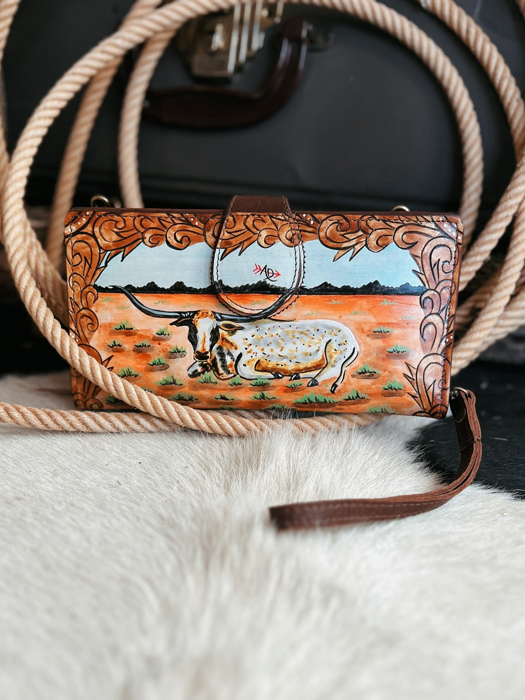 Longhorns Horizon Wallet | gussieduponline