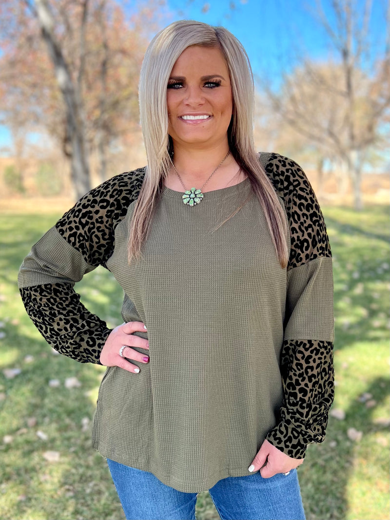 PLUS Sheerly Leopard Thermal Top-2 colors