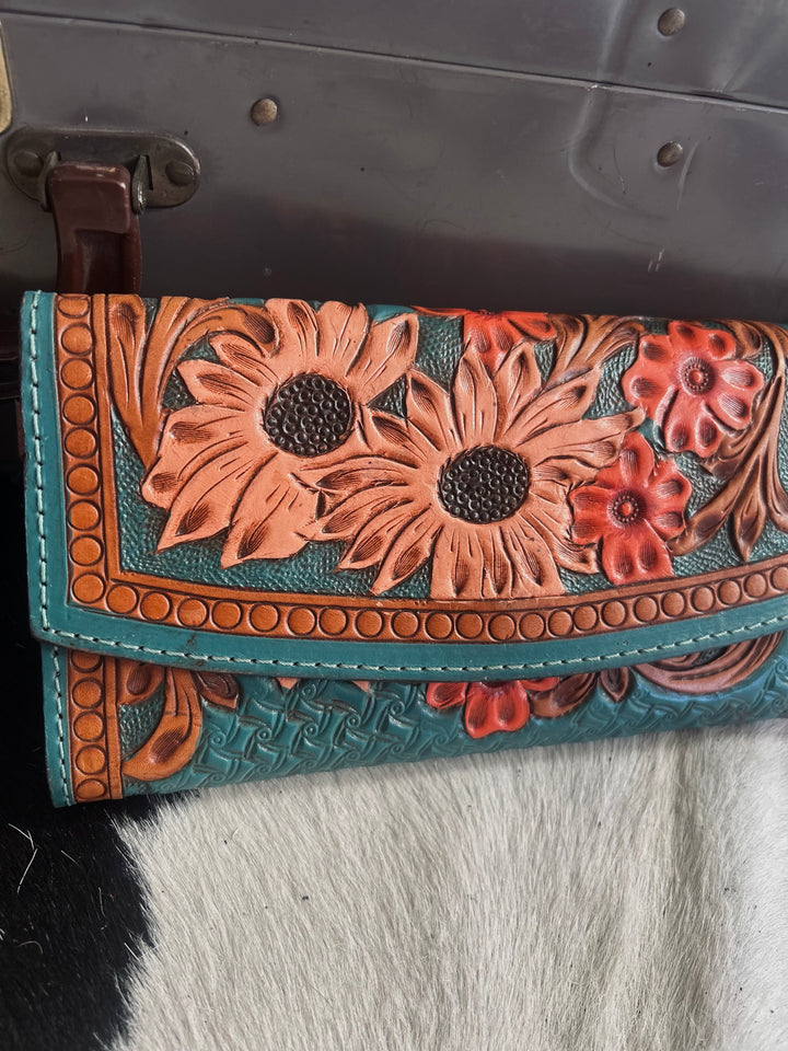 American Darling Flowers in Sedona Wallet Crossbody