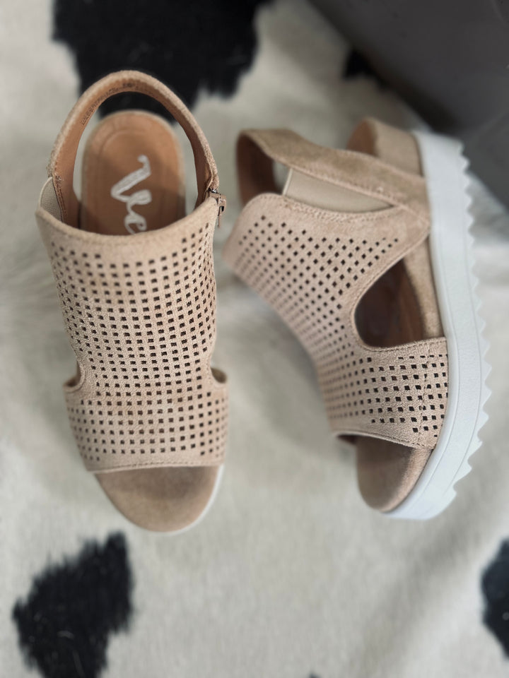 Amy Sand Platform Sandals