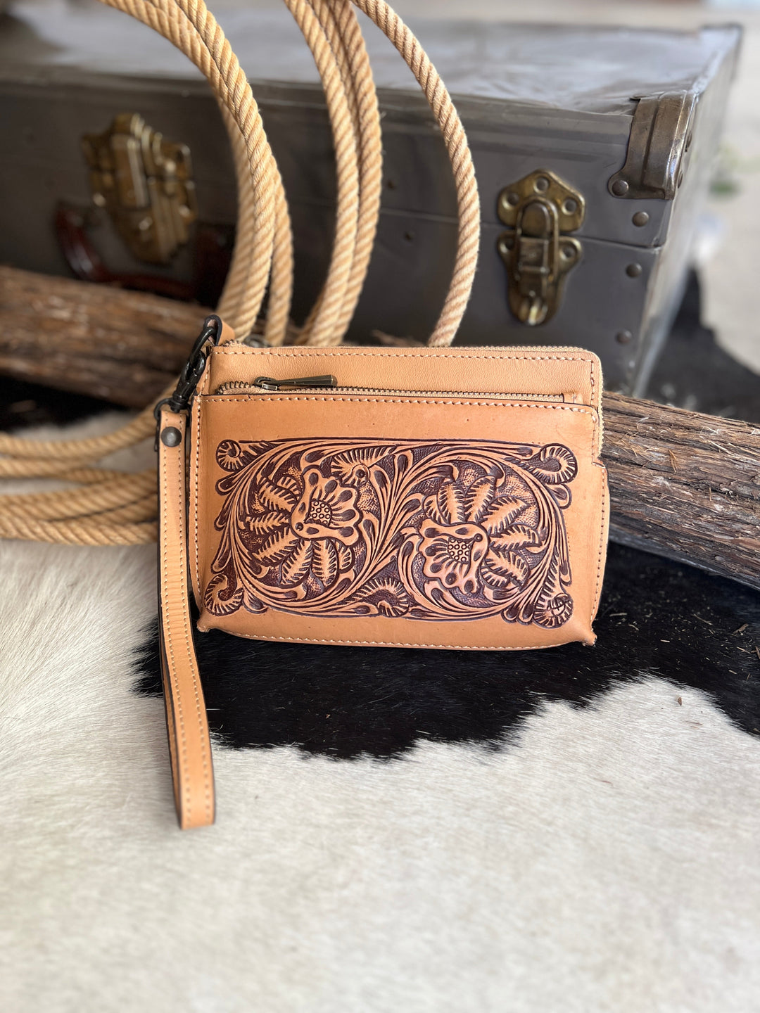 Darling Small Hand Tooled Leather Wristlet Pouch Bag | gussieduponline