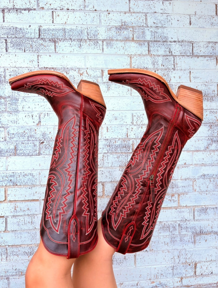 Women's Ariat Red Casanova XToe Boots