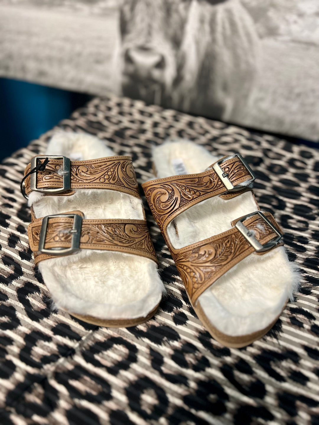 Myra Fuzzy Sandal | gussieduponline