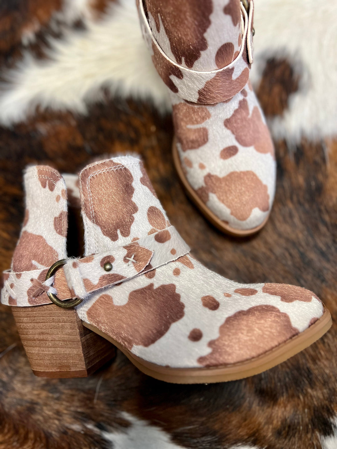 Light Moove Out The Pasture Booties | gussieduponline