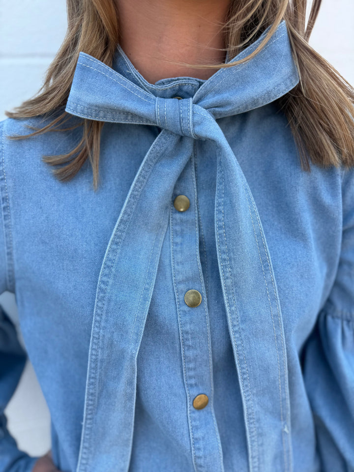 Light Wash Puff Long Sleeve Bow Tie Denim Top