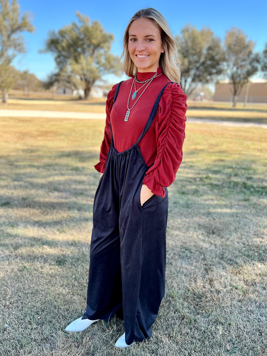 Black Velvet Cover-Somes | gussieduponline