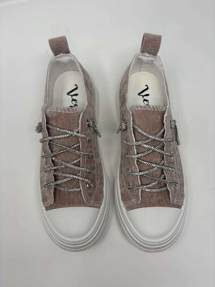 Very G Aman Nude Velvet Sparkle Sneakers