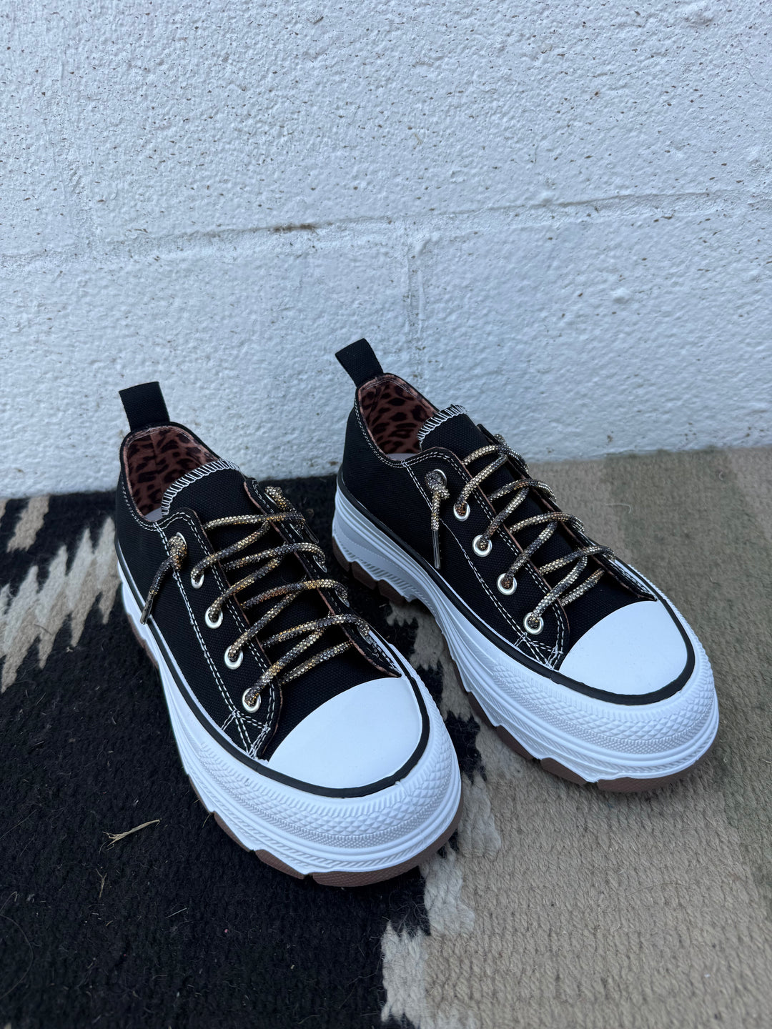 Very G Piper Black Vintage Sneakers