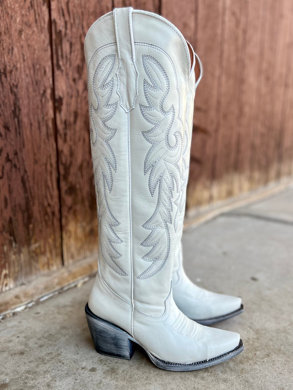 Tanner Mark White Knee High Boots | gussieduponline