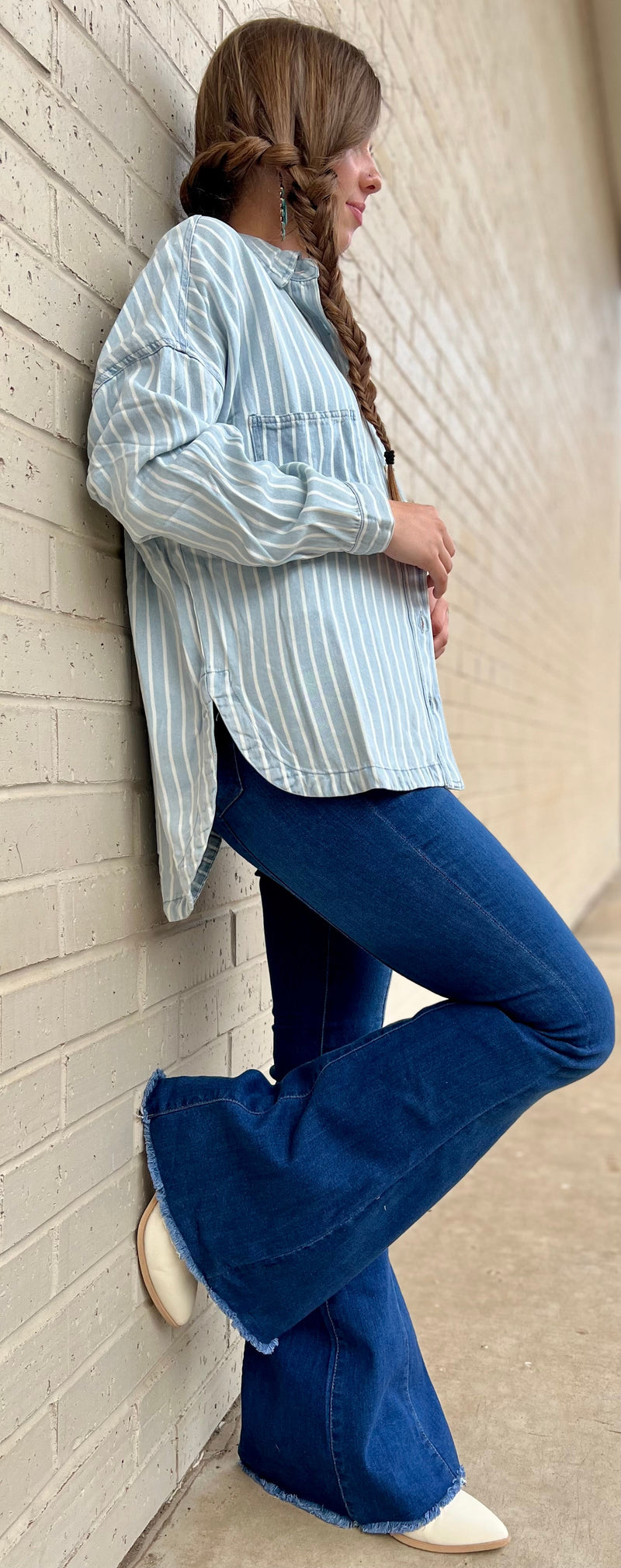 Denim top. Striped denim top. Button up denim top. Vintage top. Vintage inspired top. Vintage western top. Old school western top. Women's button up. Women's western style. Women's western top. Women's western boutique. Women's boutique. Western boutique. Rodeo outfits. Small business. Online boutique. 
