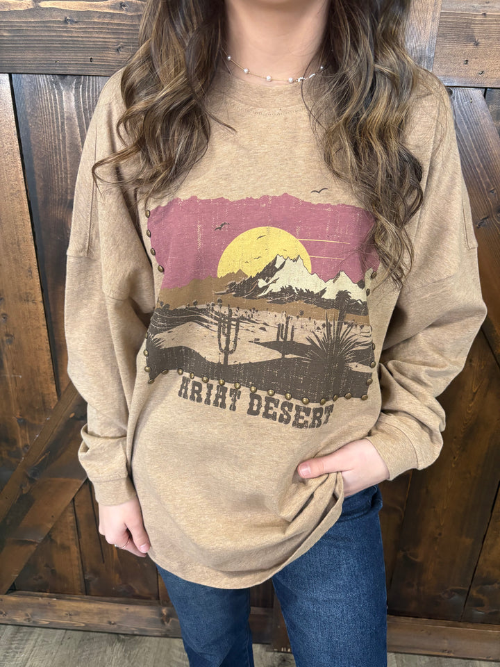 Ariat Women's Dark Heathered Oatmeal Oversized Graphic Top