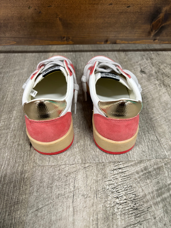 Avery Brick Red Star Sneakers