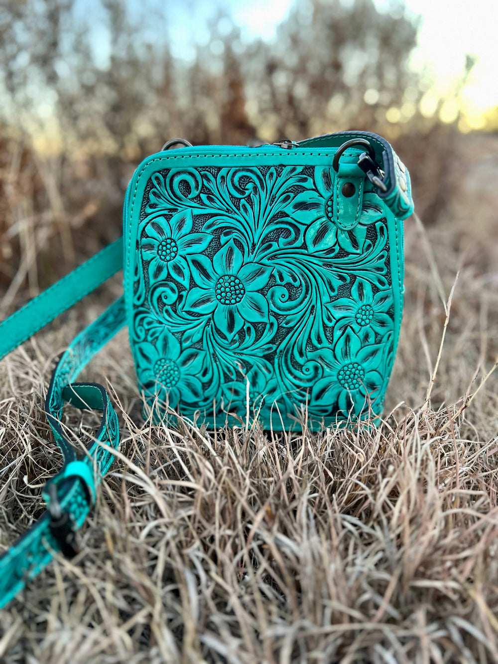 Darling Gardens of Turquoise Crossbody | gussieduponline