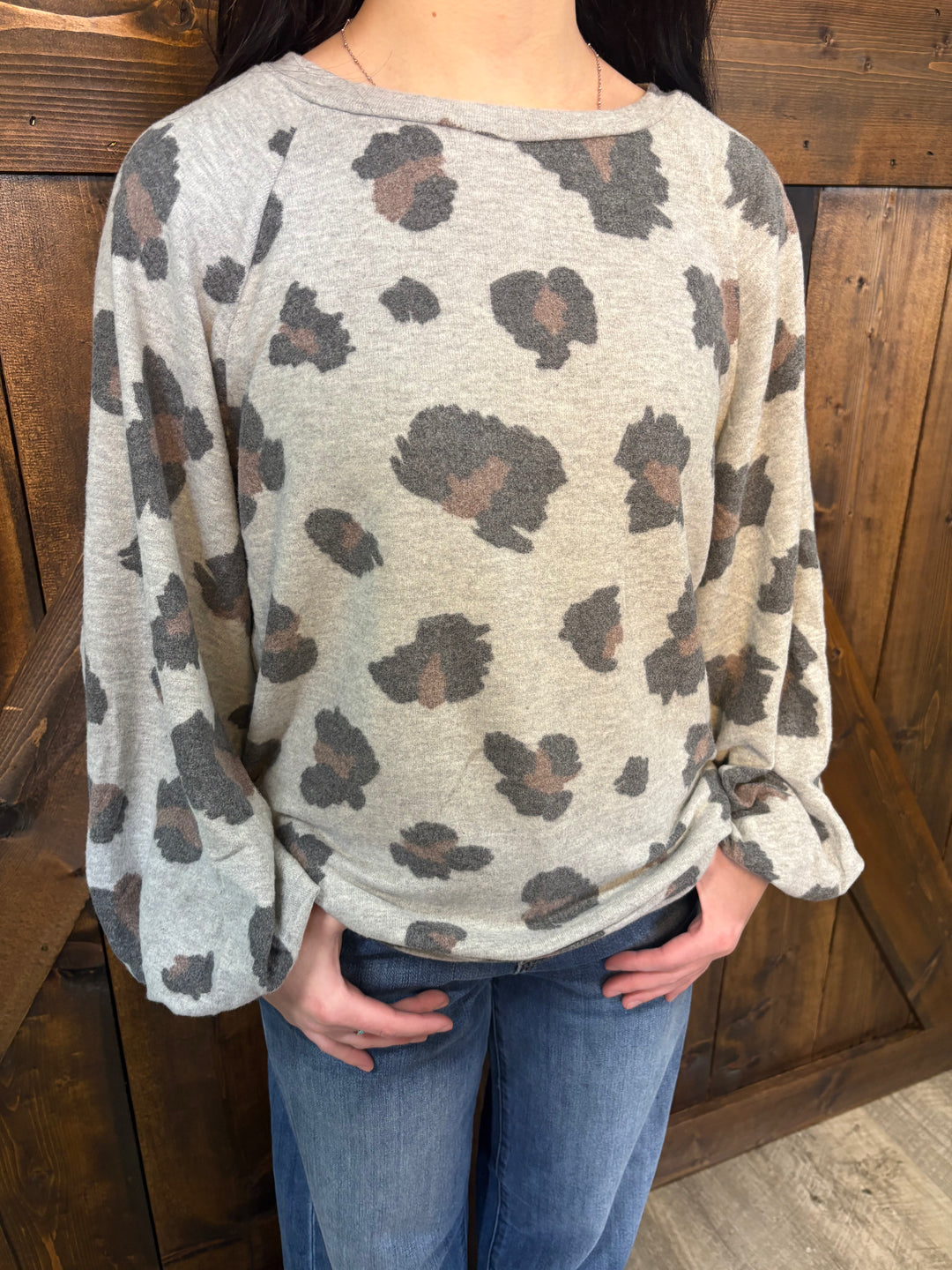 Grey Leopard Print Bubble Sleeve Top