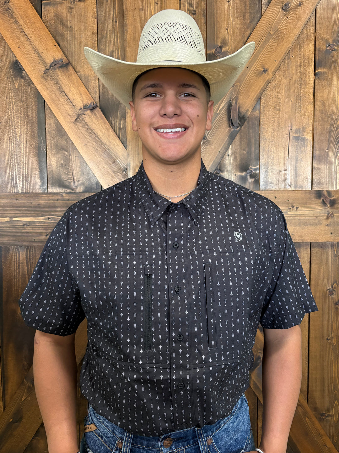 MENS Ariat Venttek Outbound Short Sleeve Black Shirt