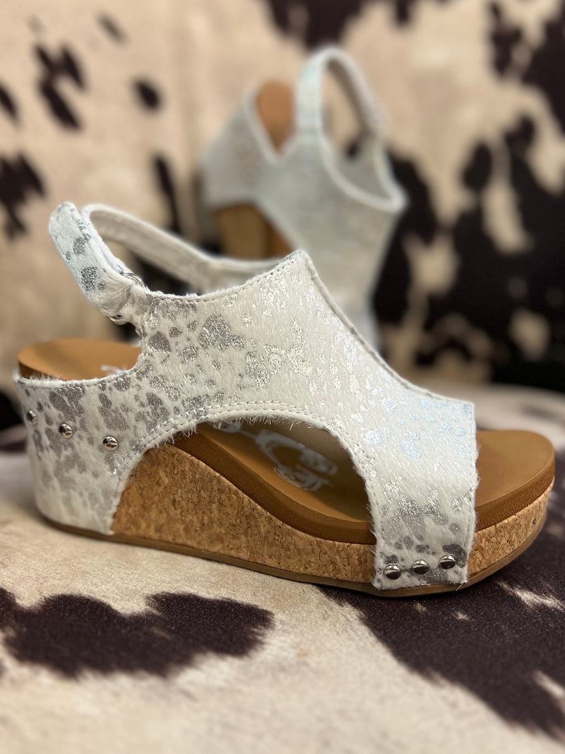 Moving on the Moon Wedges | gussieduponline