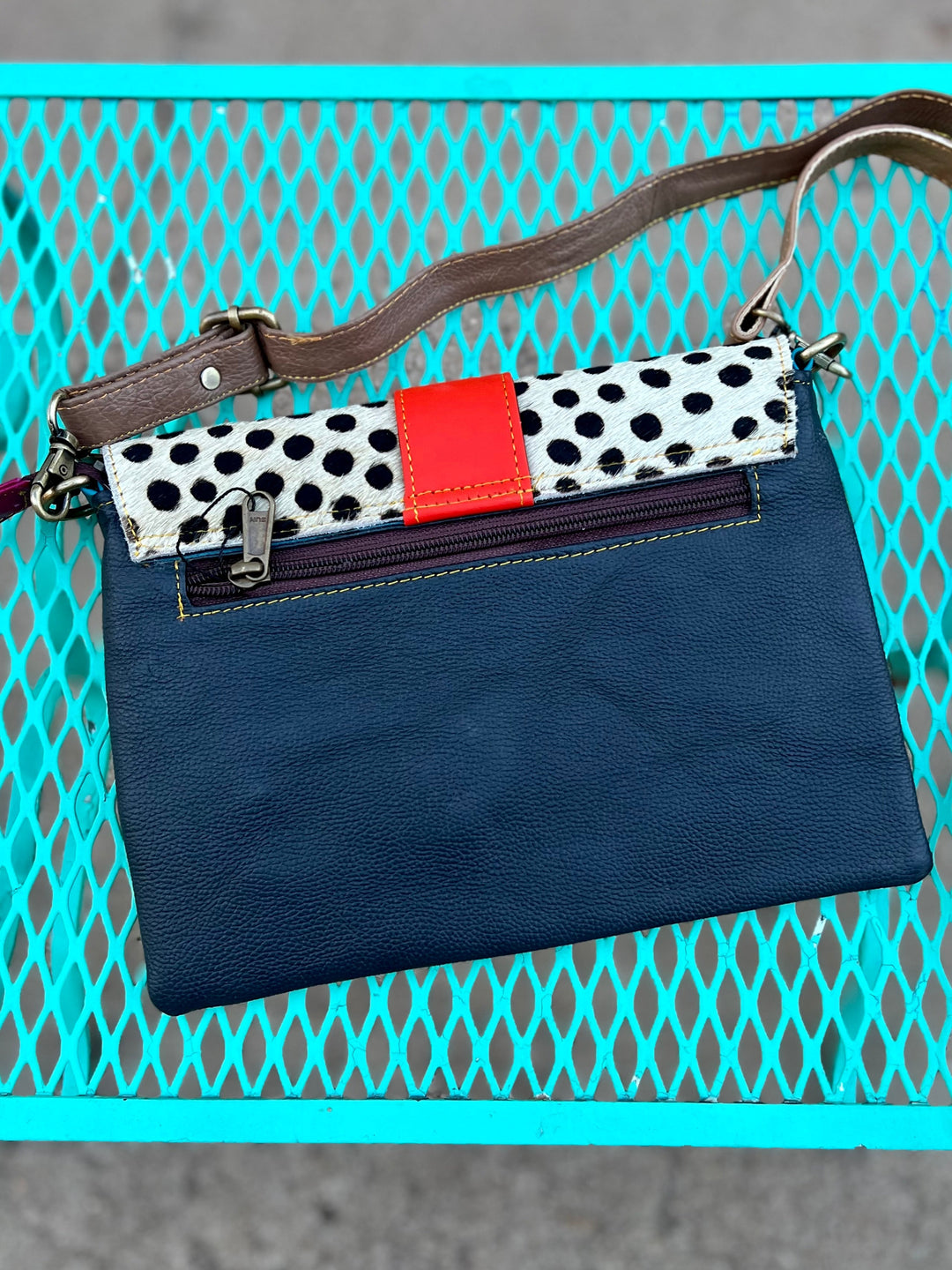 Sutton Leather Crossbody-3 Colors | gussieduponline