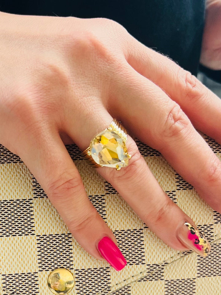 Evian Gold Ring | gussieduponline