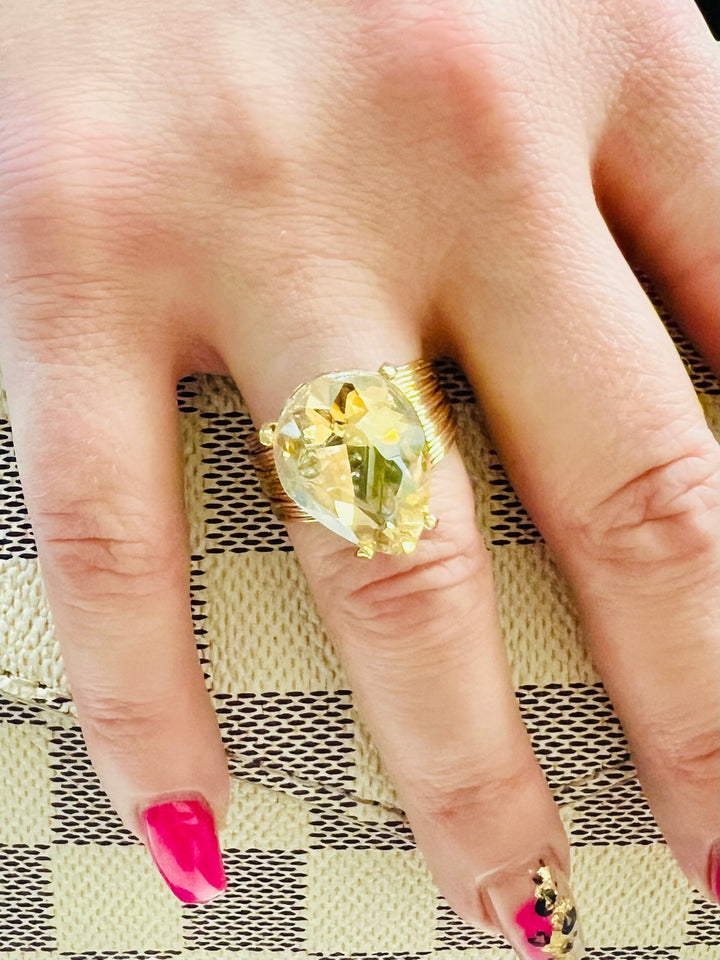 Evian Gold Ring | gussieduponline