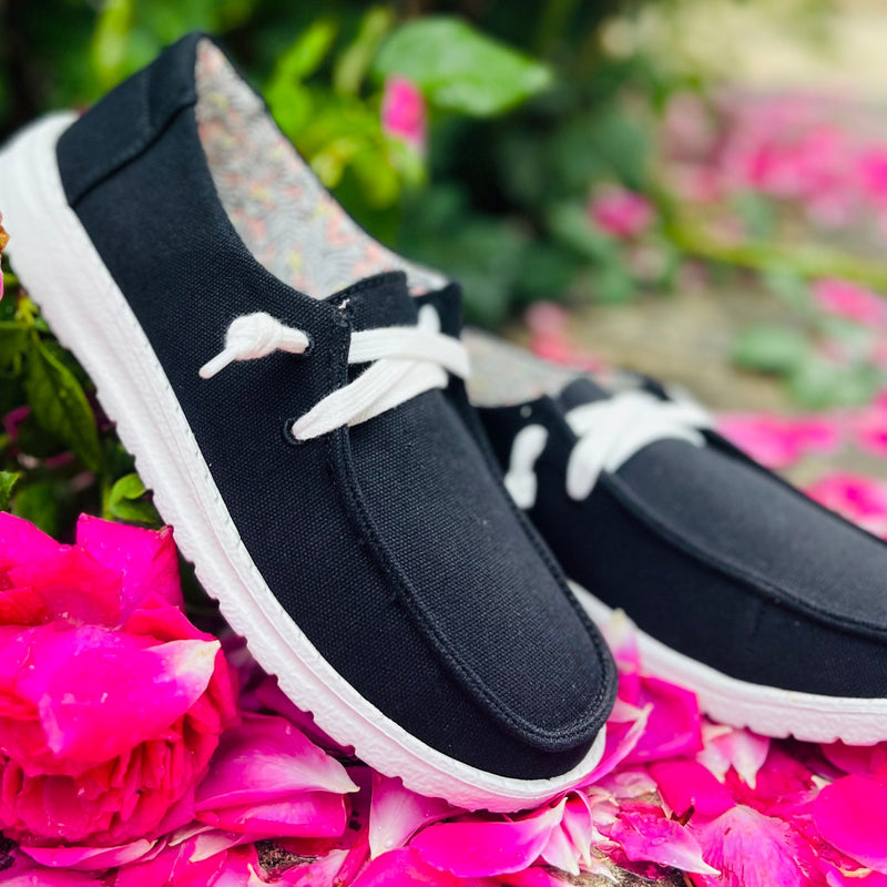 Very G Basic Black Loafers | Gussieduponline