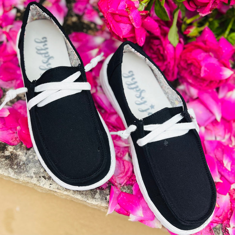 Very G Basic Black Loafers | Gussieduponline