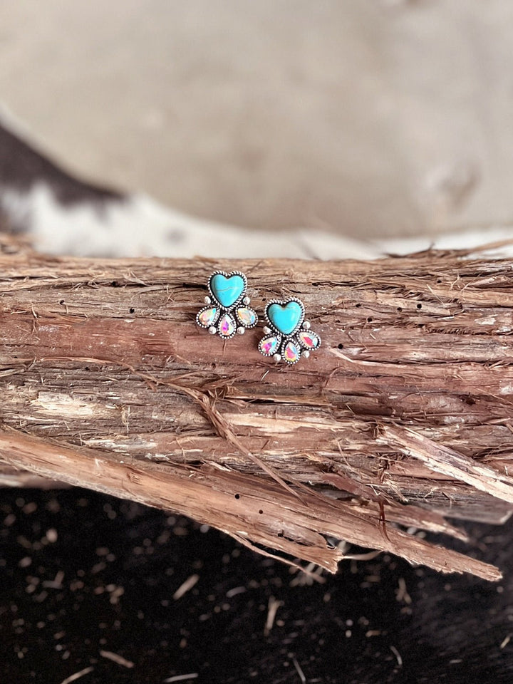 Western Style Stone Heart Post Earrings - 3 Colors Available | gussieduponline