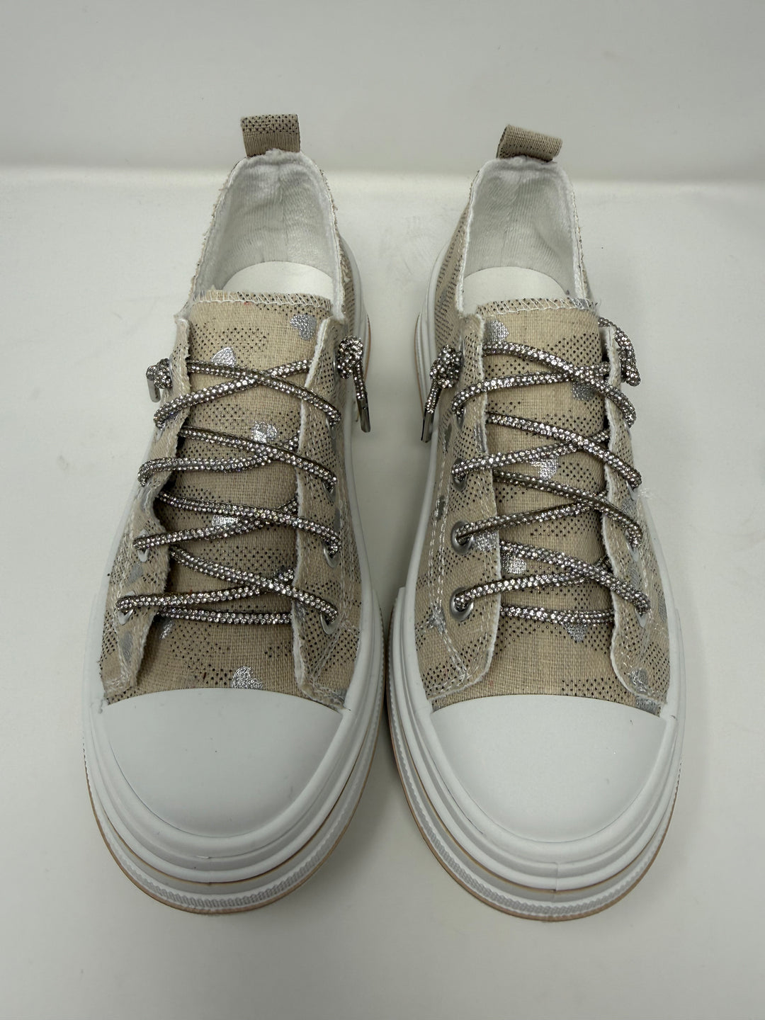 Aman Natural & Silver Heart Sneakers