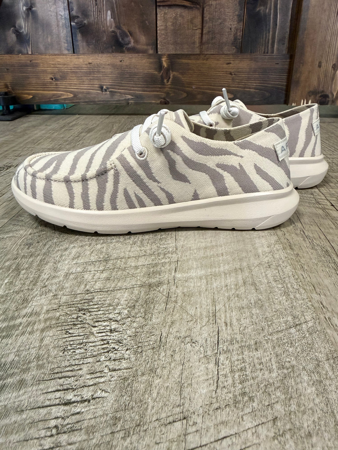 Ariat Women's Hilo Khaki Tiger Knit Sneakers