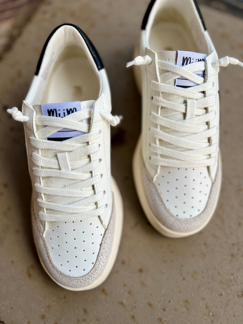 Juniper's White Star Sneakers | gussieduponline