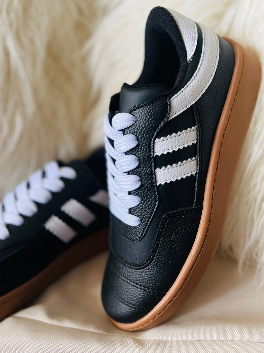 Maker's Shoes I Gussieduponline sneakers. tennis shoes. super comfortable. white. black. striped. athletic shoe. Women's Boutique. Women Owned Boutique. Small Business.