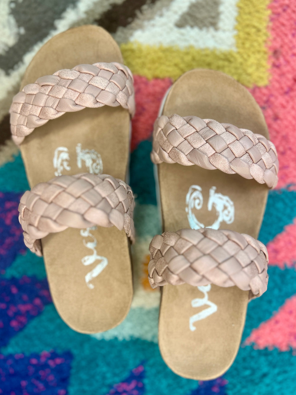 Braidon Has Me Blushin' Platform Sandals | gussieduponline