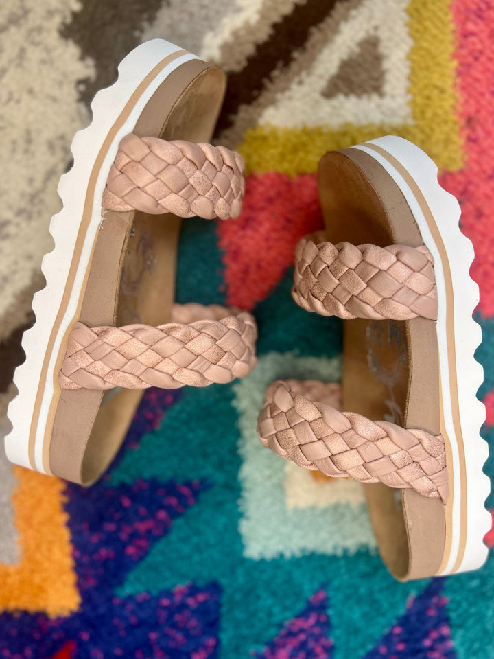 Braidon Has Me Blushin' Platform Sandals | gussieduponline