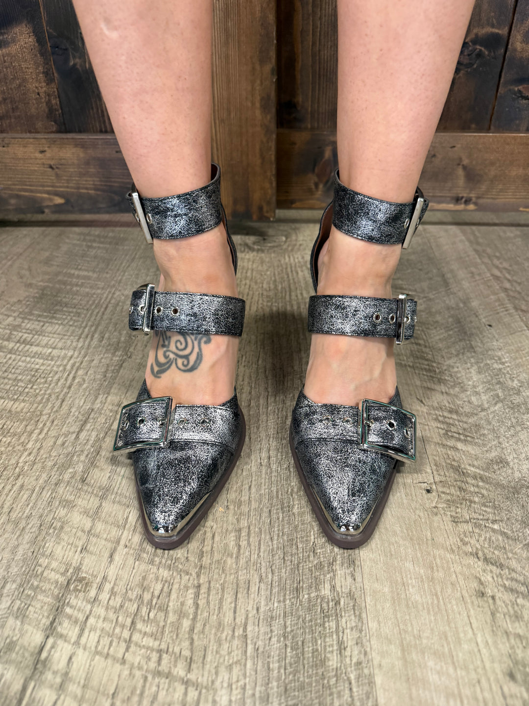 MiiM Pointed Toe Hollow Out Two Tone Black Hendrix Sandals