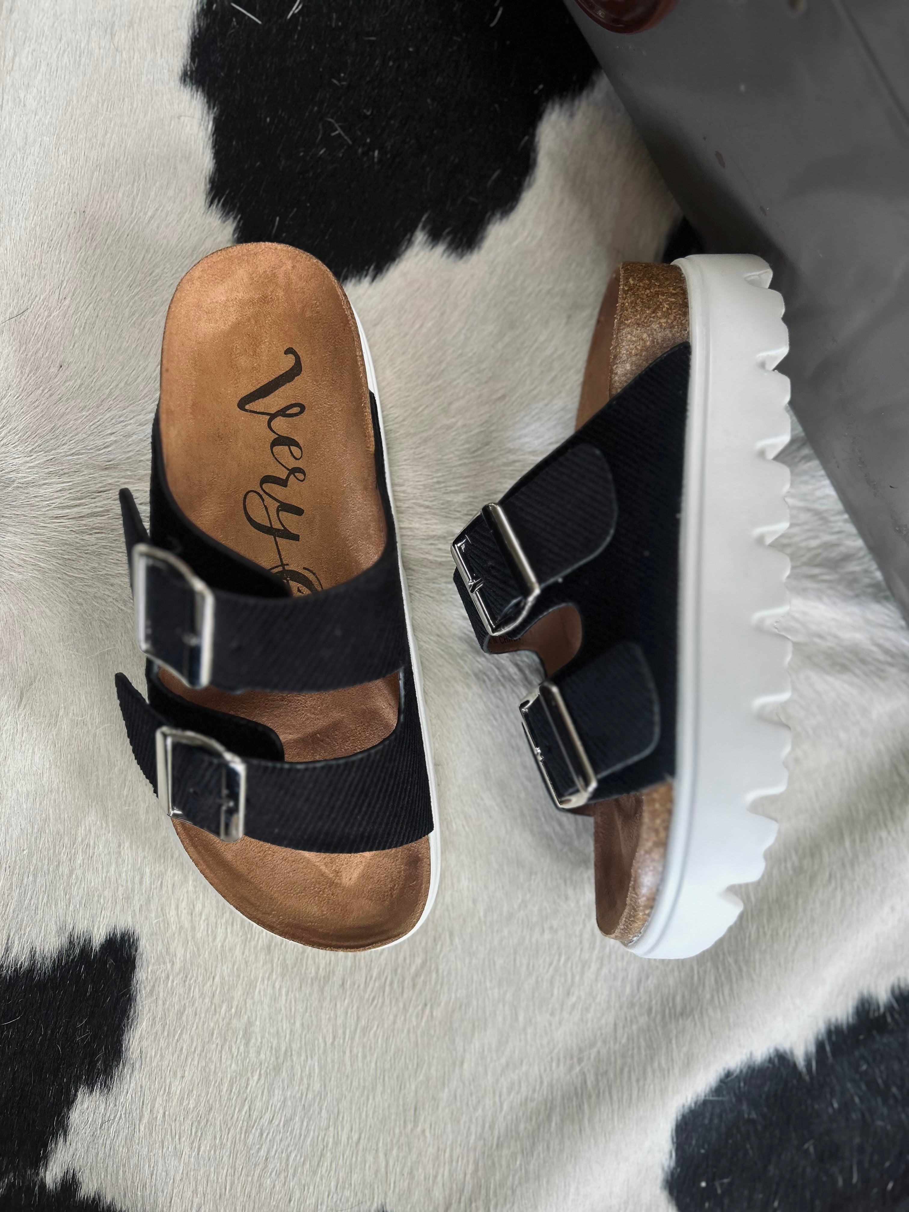 Jazmin Black Platform Sandals | Gussied Up Online Boutique