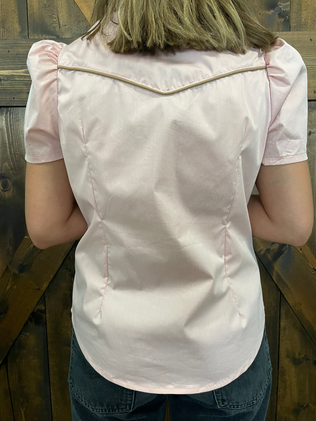 L&B Pink Contrast Arrow Pearl Snap Puff Sleeve Top