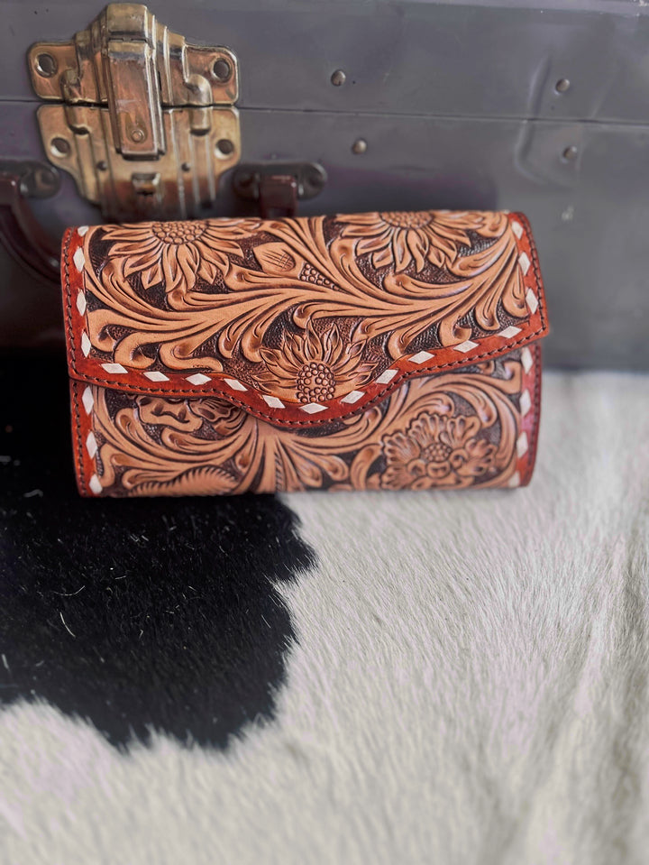 American Darling Leather Bloom Wallet Crossbody