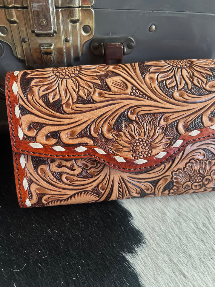 American Darling Leather Bloom Wallet Crossbody