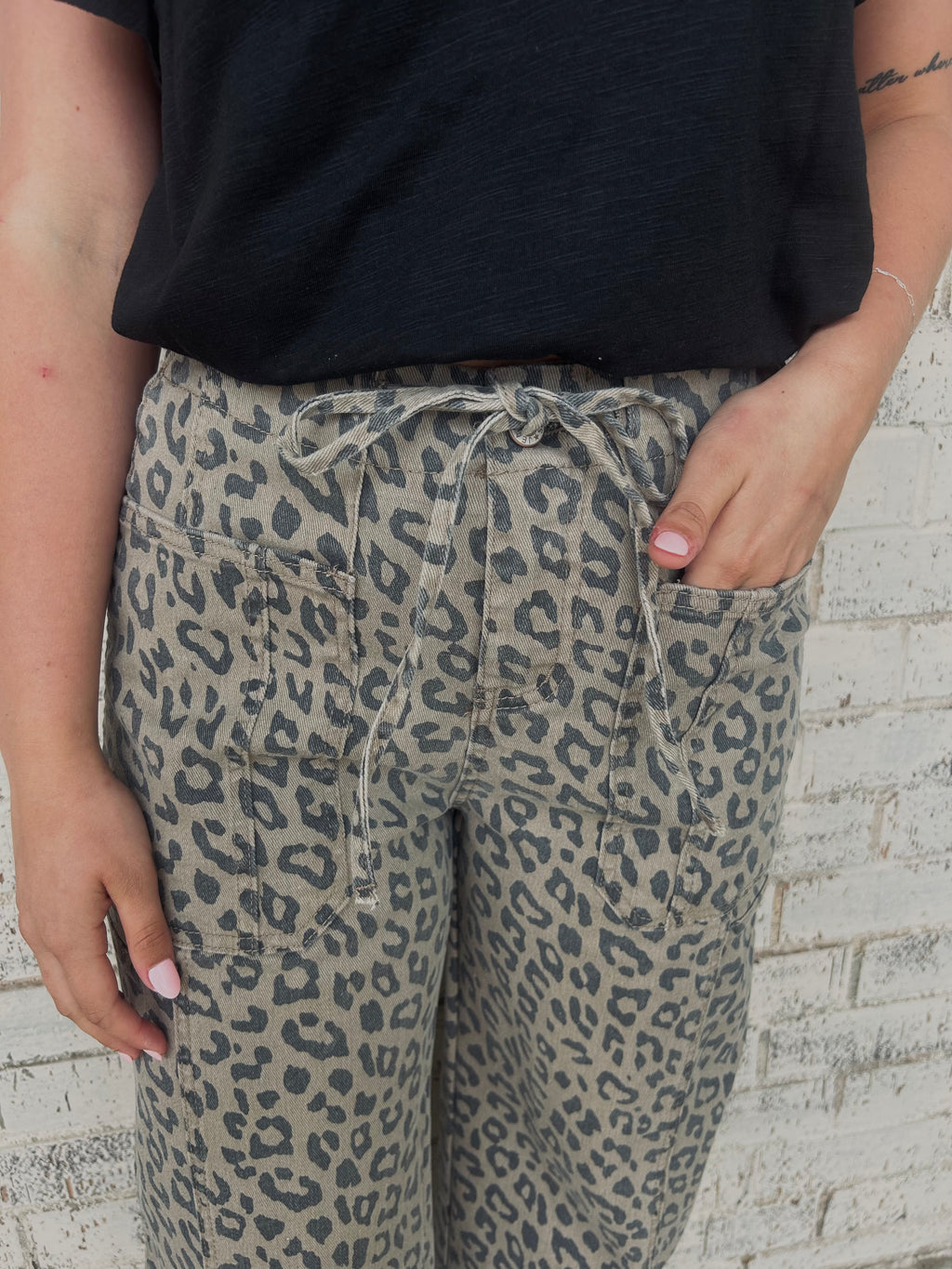 Leopard Print Wide Leg Cargo Jeans*