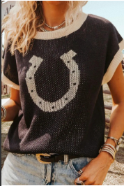 Horse Shoe Contrast Trim Short Sleeve Sweater Top