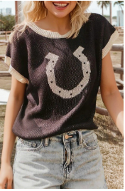 Horse Shoe Contrast Trim Short Sleeve Sweater Top