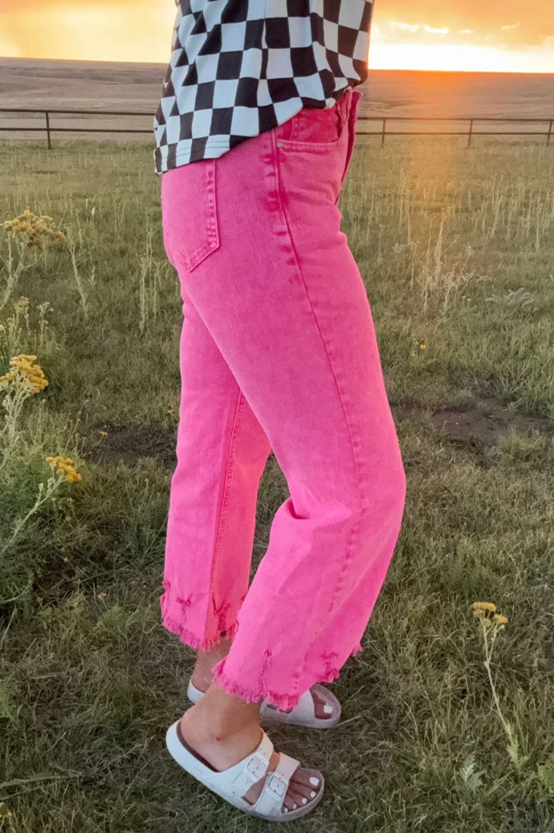Sterling Kreek Outlaw Crop Jeans - Pink