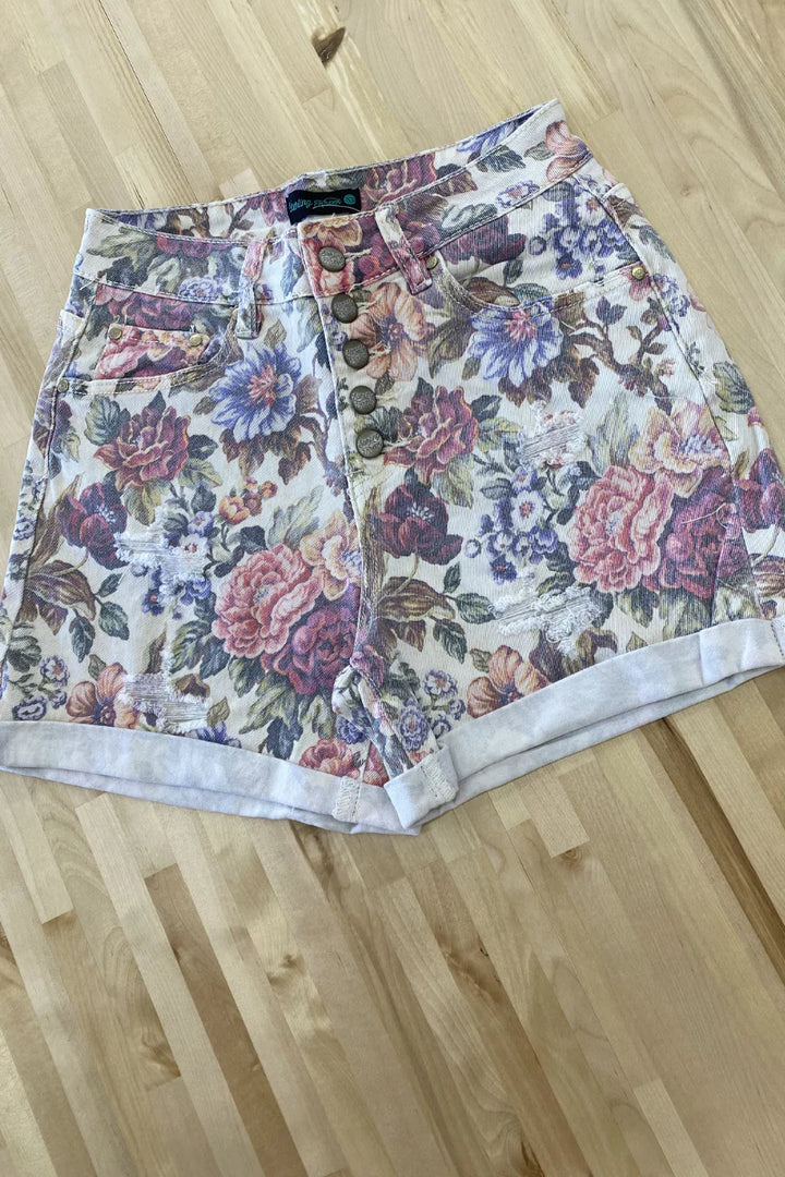 Sterling Kreek Vintage Floral Tennessee Walking Shorts