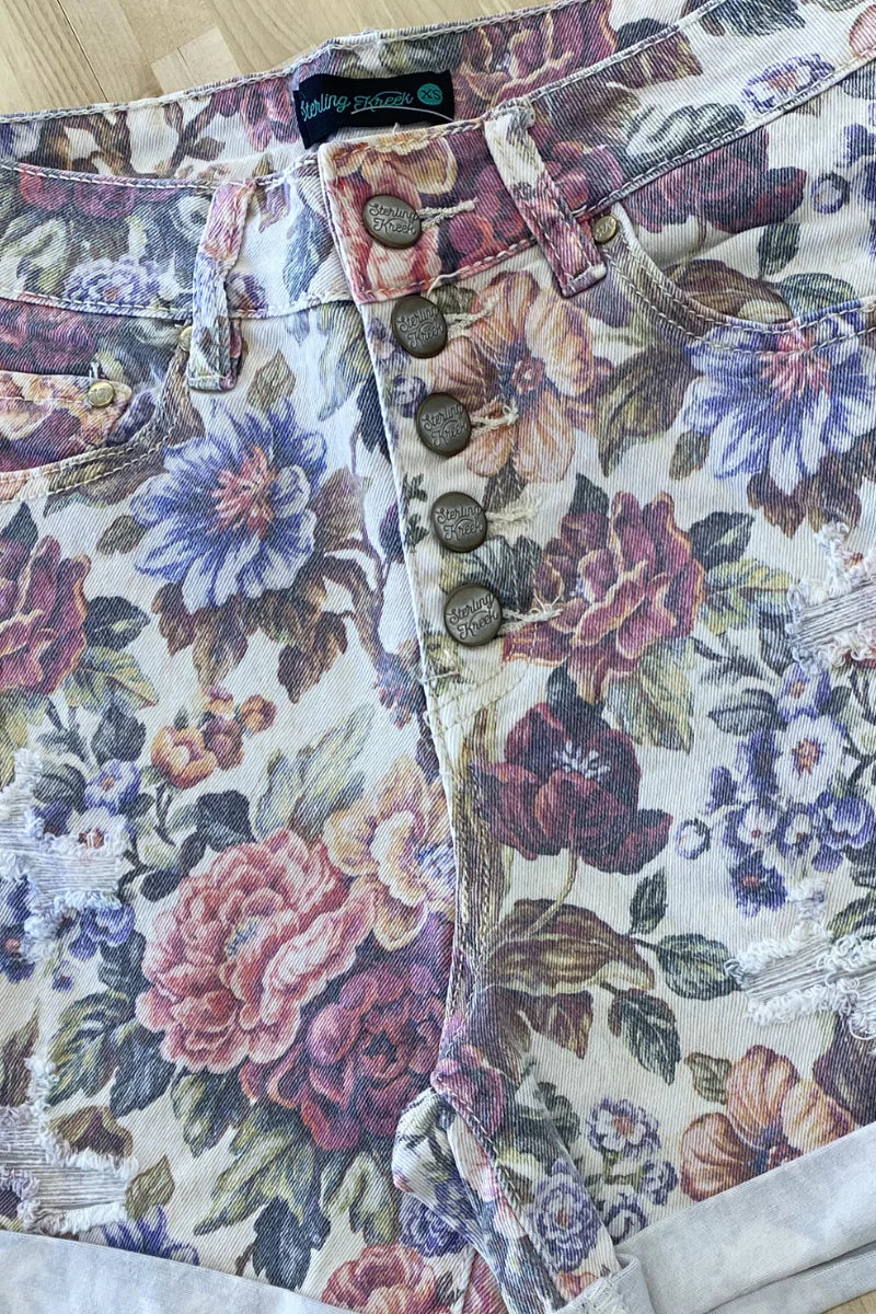 Sterling Kreek Vintage Floral Tennessee Walking Shorts