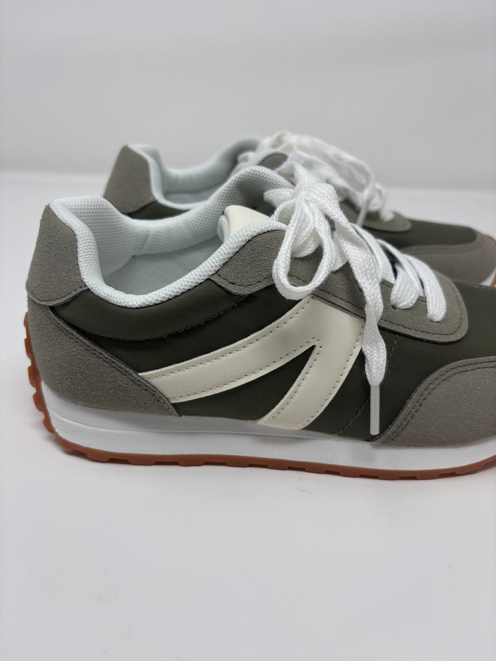 Very G Joel Olive Sneakers