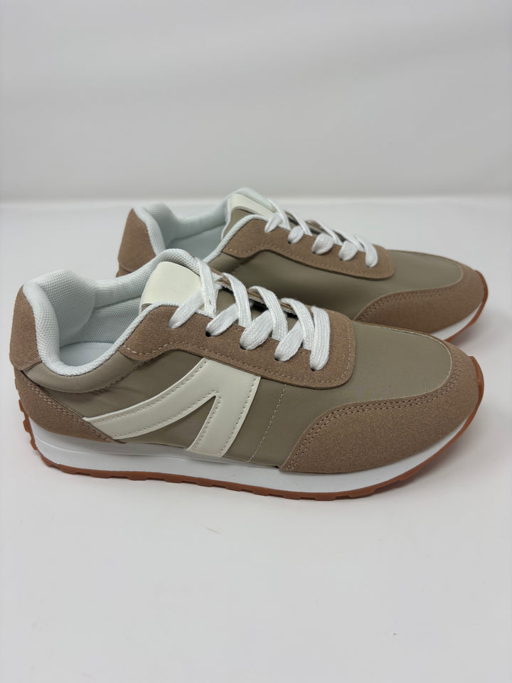 Very G Joel Taupe Sneakers