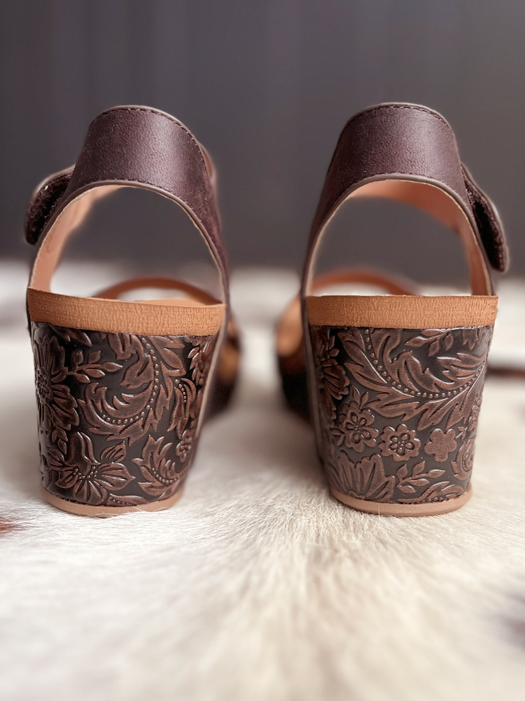 Very G Rich Chocolate Flower Wedge